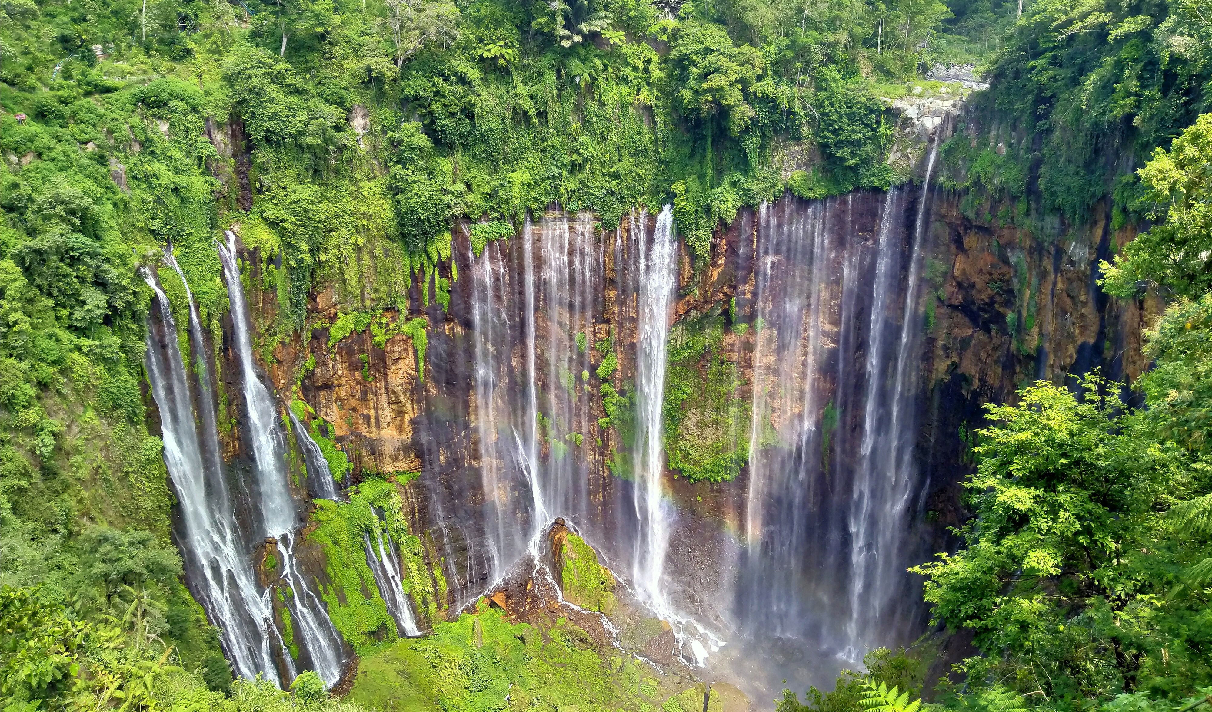 tumpak sewu waterfall tour, tumpak sewu tours, tumpak sewu tour